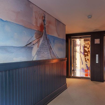 Timbre Virtudes Ξενοδοχείο Πόρτο Εξωτερικό φωτογραφία The elevators at the hotel
